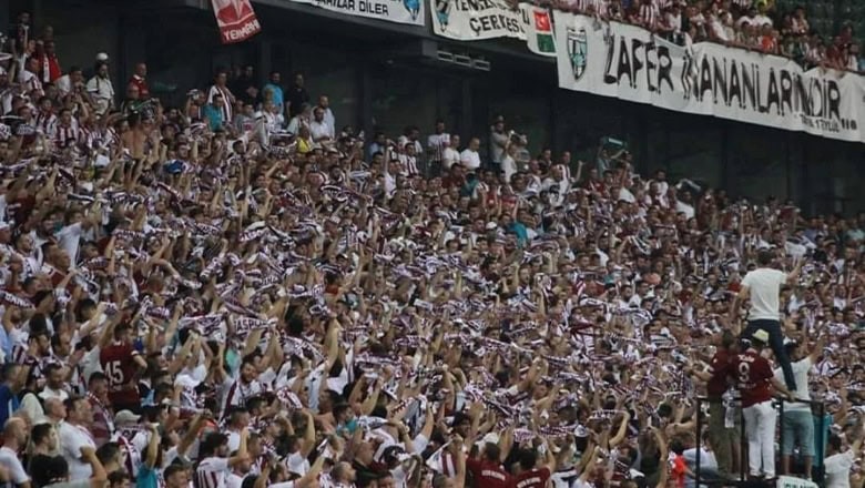 Bandırmaspor’dan Taraftara Jest! Bandırmaspor’dan Taraftara Jest!