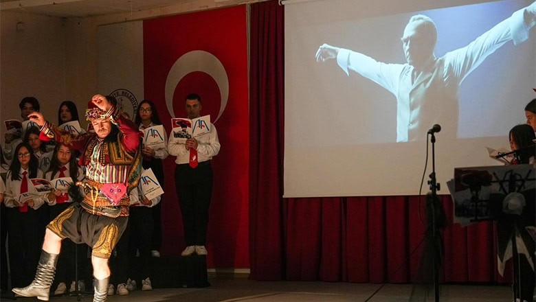 Burhaniye'de 10 Kasım’da Atatürk İçin Duygusal Buluşma Burhaniye'de 10 Kasım’da Atatürk İçin Duygusal Buluşma
