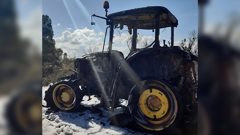 Tarlada Çalışan Traktör Alev Aldı, Ekipler Seferber Oldu Tarlada Çalışan Traktör Alev Aldı, Ekipler Seferber Oldu