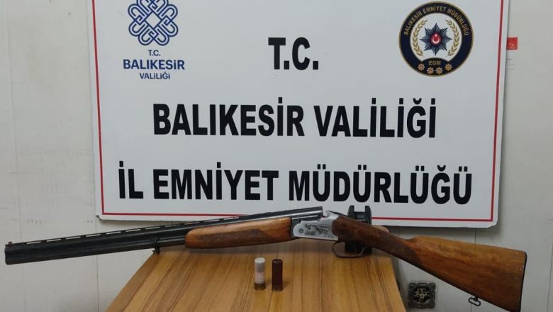 Balıkesir'de Yasadışı Ağ! Aranan 53 Şahıs Yakalandı