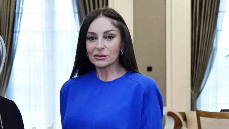 Azerbaycan'da 9 Kasım Kutlanıyor!