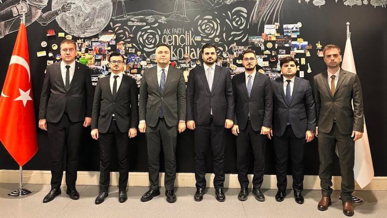 AK Parti Balıkesir İl Gençlik Kolları'nda Devir Teslim