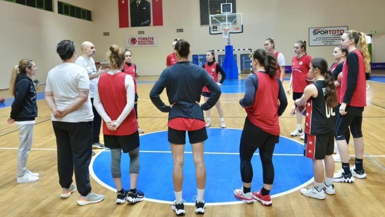 Körfezin İncileri Derbi İçin Sahaya Çıkıyor