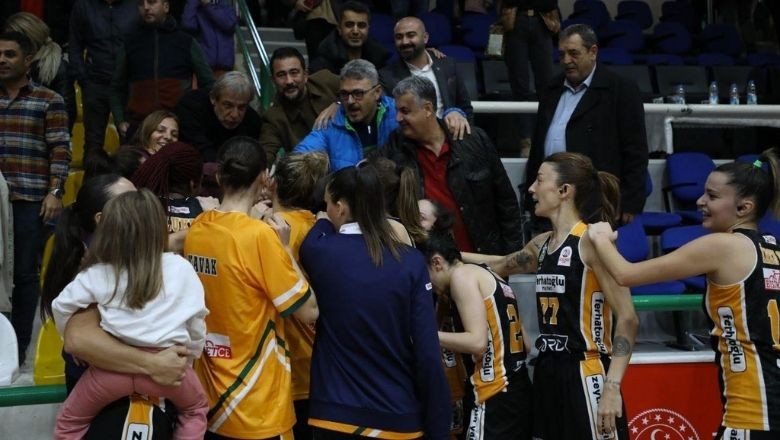 Edremit Gürespor Namağlup Devam Ediyor!