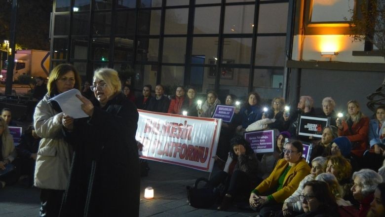 Balıkesir Kadın Platformu: “Mücadelede Birleşiyoruz!”