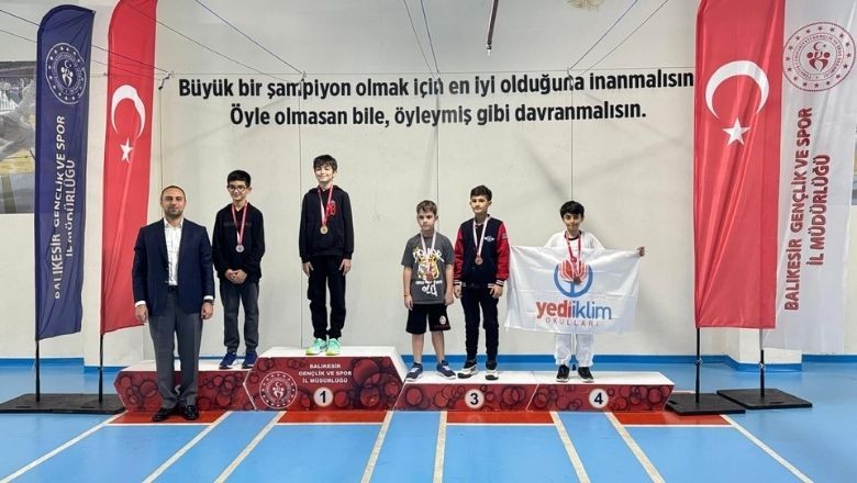 Balıkesir'de Eskrim Şampiyonası Sona Erdi