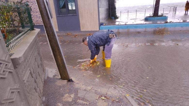 Edremit’te Fırtına Alarmı! 2 Gündür Önlem Çalışmalarında
