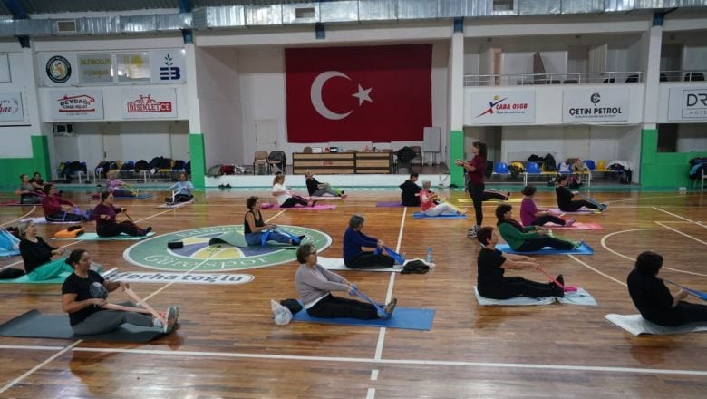 Edremit'in Her Mahallesinde Sabah Sporu Yapılıyor