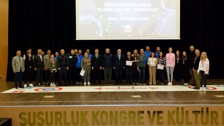 Balıkesir'de Öğretmenler İçin Curling Turnuvası Gerçekleşti