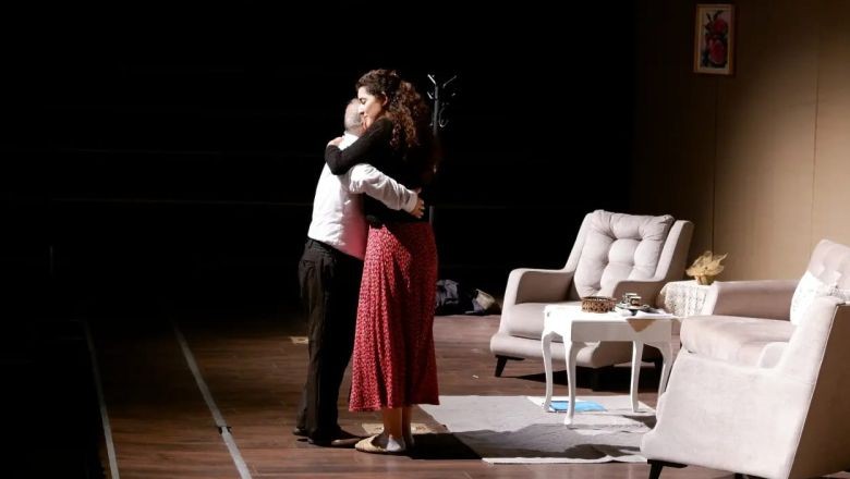 'Erdemli Kadın Hikayeleri' Ayvalık'ta Anlatıldı