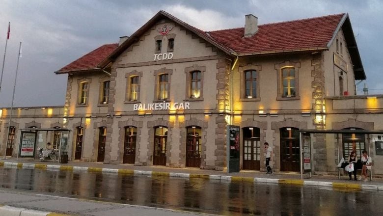 Balıkesir'i Birde Bizden Dinleyin! Balıkesir'i Birde Bizden Dinleyin!