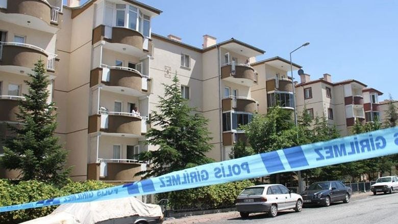 Edremit’te Şüpheli Ölüm! 4. Kattan Düştü