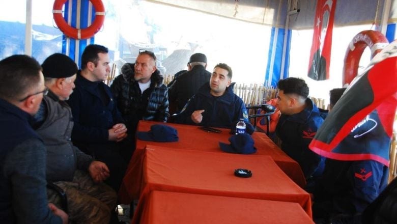 Erdek’te Balıkçılara Atık Su Uyarısı