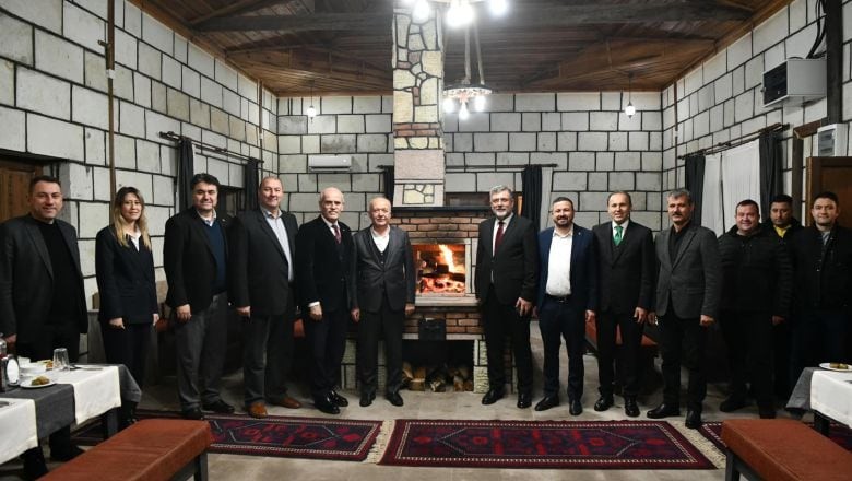Bigadiç’te Yerel Yönetim Zirvesi
