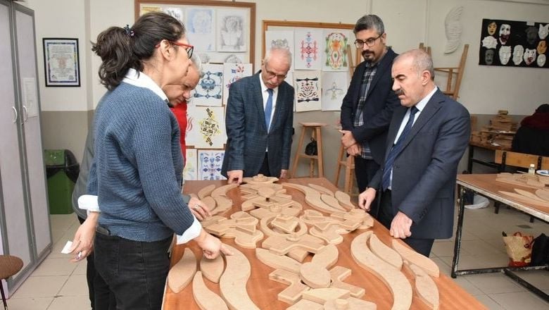 Balıkesir'de Yaratıcı Öğrencilere Destek