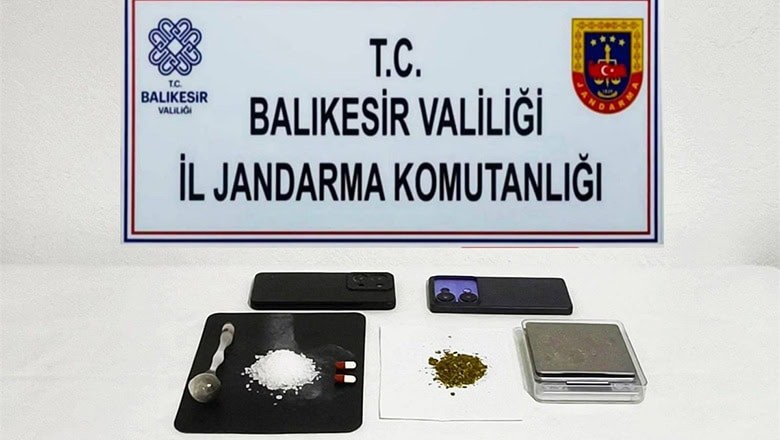 Balıkesir Jandarmasından 9 İlçede Büyük Operasyon! Balıkesir Jandarmasından 9 İlçede Büyük Operasyon!