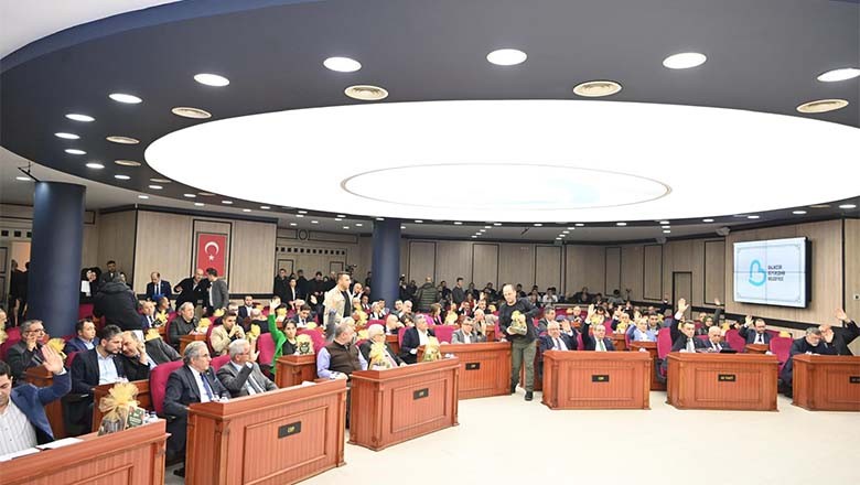Balıkesir’de 26 Bin Kişiye Ücretsiz Su Hizmeti Balıkesir’de 26 Bin Kişiye Ücretsiz Su Hizmeti