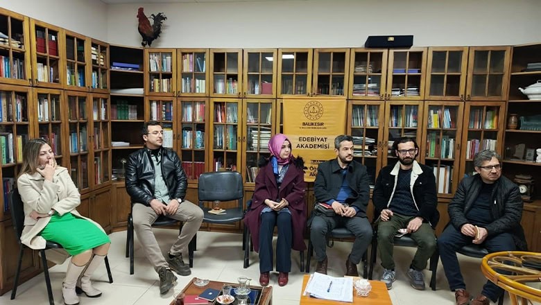 Balıkesir'de Edebiyat Rüzgarı, Öğretmenler Ahmet Kot ile Buluştu! Balıkesir'de Edebiyat Rüzgarı, Öğretmenler Ahmet Kot ile Buluştu!