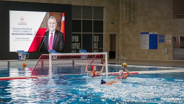 Balıkesir’de U20 Kadınlar Türkiye Sutopu Şampiyonası Başladı Balıkesir’de U20 Kadınlar Türkiye Sutopu Şampiyonası Başladı