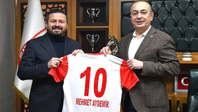 Balıkesirspor'a AK Parti Heyetinden Ziyaret Balıkesirspor'a AK Parti Heyetinden Ziyaret