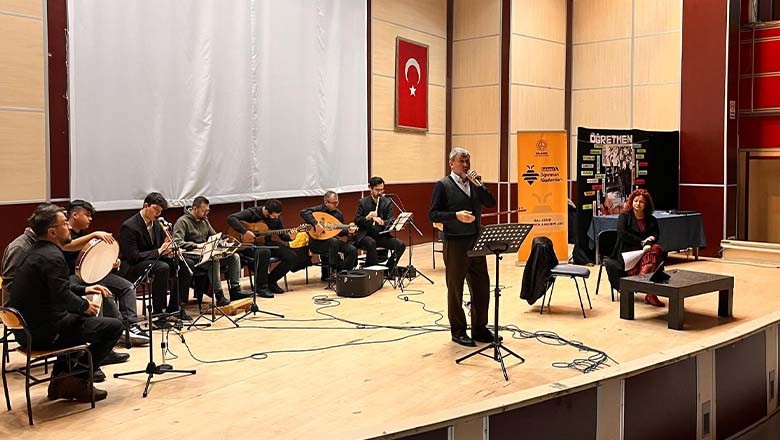 Müzik Akademisi’nde Tasavvuf ve Maneviyat Yolculuğu Müzik Akademisi’nde Tasavvuf ve Maneviyat Yolculuğu