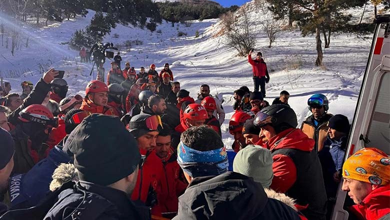 Palandöken'de Çığ Felaketi, 5 Milli Sporcu Yaralandı Palandöken'de Çığ Felaketi, 5 Milli Sporcu Yaralandı