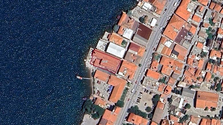 Rahmi Koç Müzesi'ne Özel İskeleye TTKD'den Tepki Rahmi Koç Müzesi'ne Özel İskeleye TTKD'den Tepki