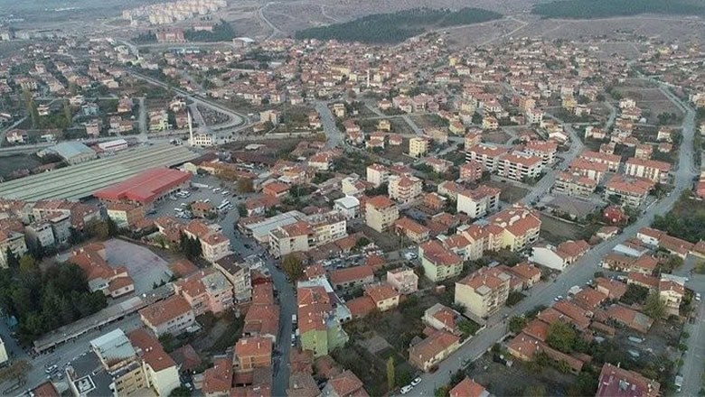 Sındırgı: Nüfus Değişimi ve Demografik Yapı Sındırgı: Nüfus Değişimi ve Demografik Yapı