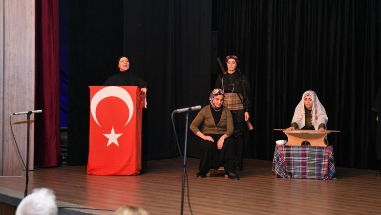 Balıkesir’de “Türk Kadını Efsanesi” Programı Gerçekleşti