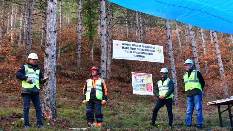 Balıkesir'de Orman Eğitim Programı Tamamlandı
