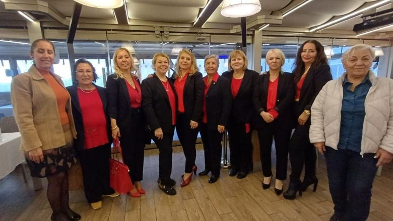 Edremit'ten Kadınlara Anlamlı Mesaj