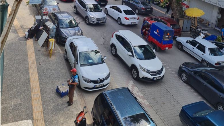 Edremit'te Otopark Sorunu Büyüyor!