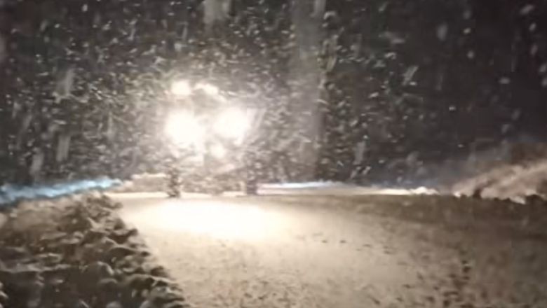 Sındırgı’da Karla Mücadele Sürüyor