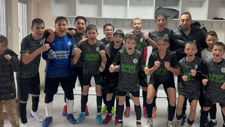 Kepsut Belediyespor Gençleri Zirveye Koştu