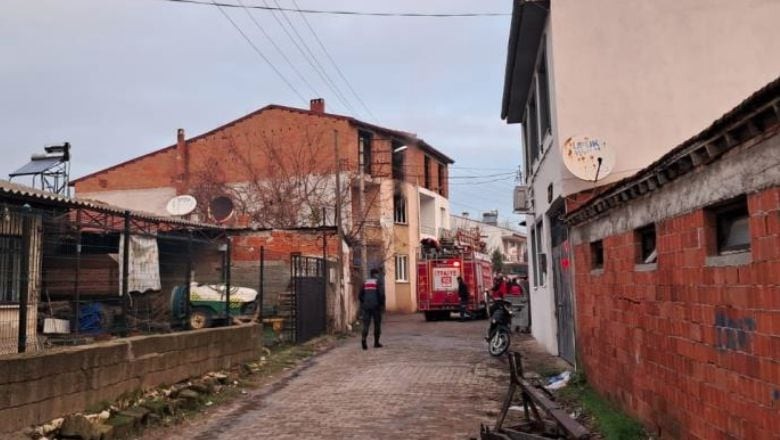 Balıkesir'de Yangın! 2 Çocuk Mahsur Kaldı