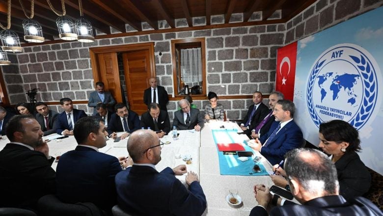 İletişim Başkanı Fahrettin Altun: 'Suriye'de Yeni Sayfa Açıldı'