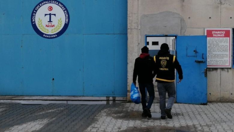 Balıkesir'de 58 Aranan Şahıs Kıskıvrak Yakalandı!