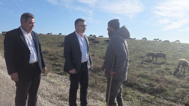 Erkan Alkan Çobanlarla Sahada Buluştu