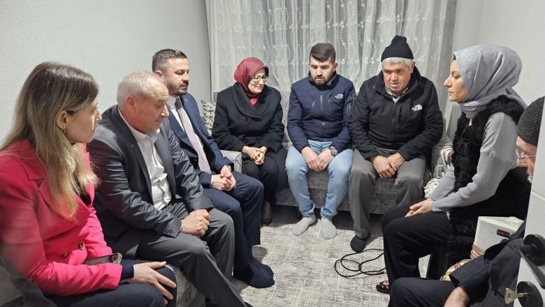 Belgin Uygur'dan Acılı Aileye Ziyaret