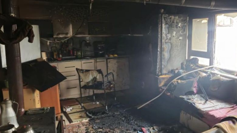 Balıkesir’de Mutfakta Başlayan Yangın Evi Küle Çevirdi