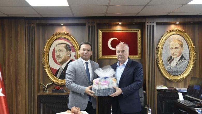 Sındırgı ve Dursunbey Başkanları Görüştü