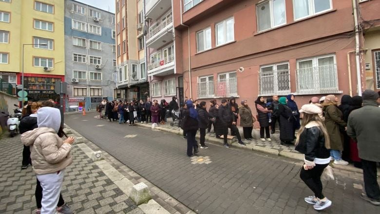 Balıkesir'de Bu Kuyruğun Sebebi Ne?