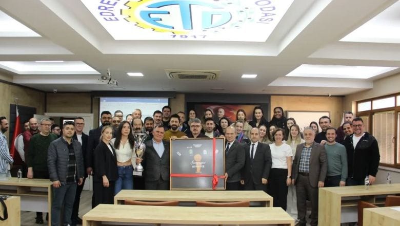 Güre Spor Zaferini Ticaret Odası ile Paylaştı