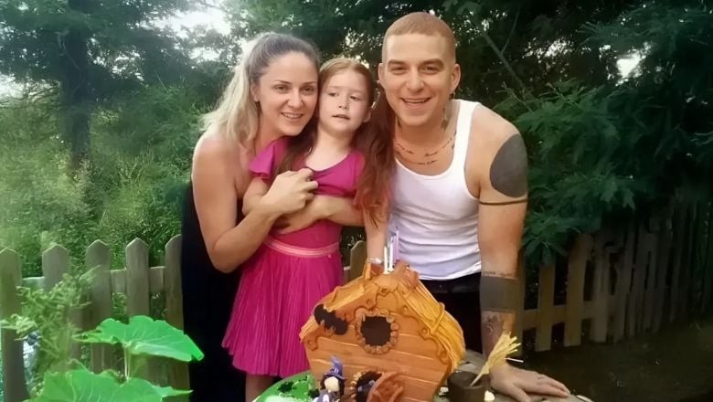 Athena Gökhan 13 Yıllık Evliliğini Noktaladı