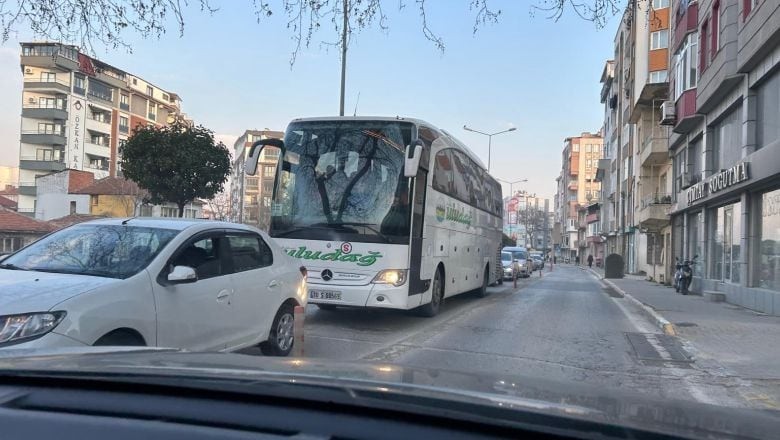 Balıkesir Edremit Yolu Trafiğe Kapalı: Yol Çalışması