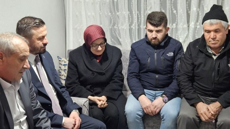 Belgin Uygur'dan Acılı Aileye Ziyaret