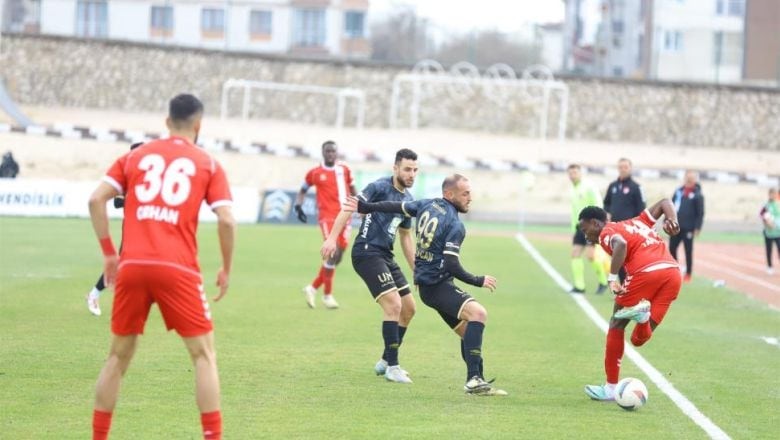 Bandırmaspor Evinde Mağlup Oldu