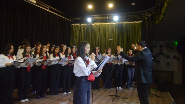 Veli Vizyon Konseriyle Sanat Dolu Bir Gece