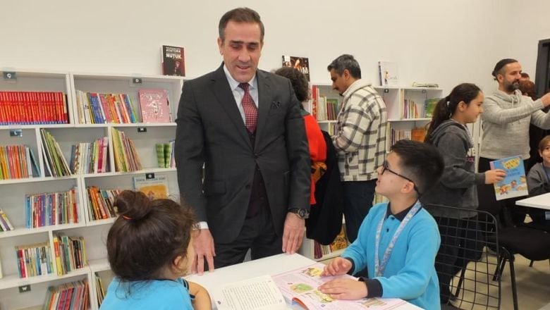 Burhaniye'de Öğrencilere Bilgi Kapısı Açıldı
