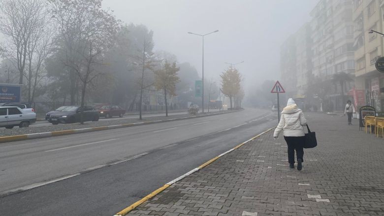 Balıkesir’de Sabah Sisi Görüş Mesafesini Düşürdü